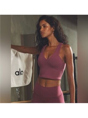 ALO Yoga Mauve V-Neck Longline Sports Bra